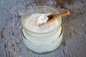 how do i use organic cold pressed virgin coconut oil-Pure_coconut_oil