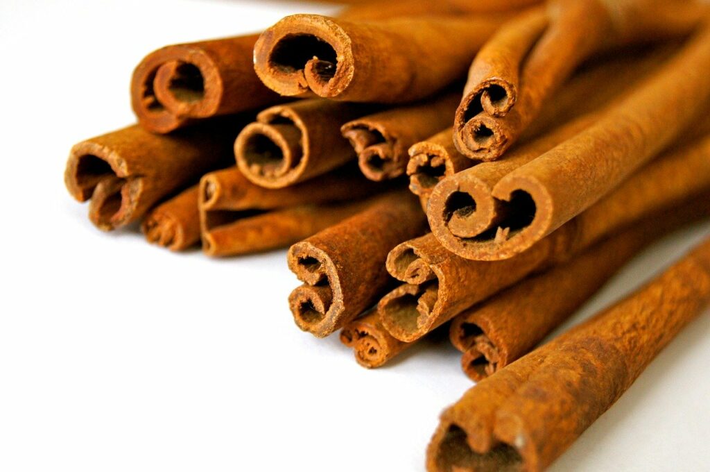 Best-herbs-and-spices-for-your-health-cinnamon