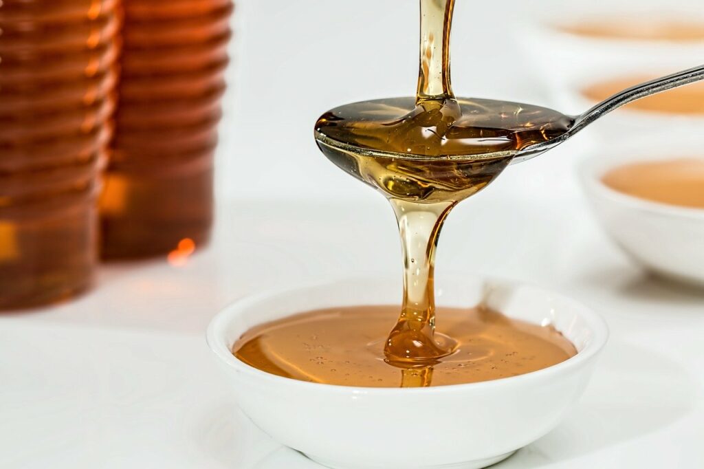 how-to-have-healthy-hair-naturally-honey